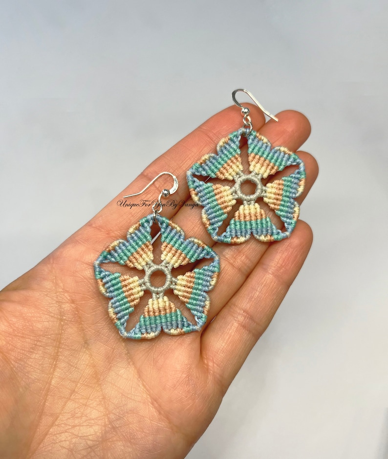 Macrame flower earrings pattern, Scrap threads earrings, Summer earrings image 2