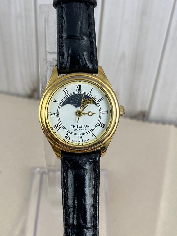 Vintage Criterion Moon Phase Watch Gold Plated Mineral  display picture 2