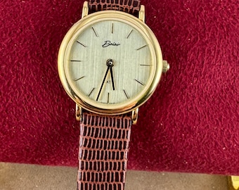 Pair Of Vintage 1987 Guess Watches Genuine Leather Needs Batteries Vintage GUESS 1987 Roman Numeral Watch Men Leather Needs  main image 3