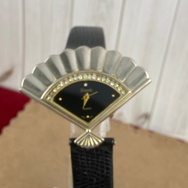 Vintage Ladies Xanadu Sculptured Fan Watch