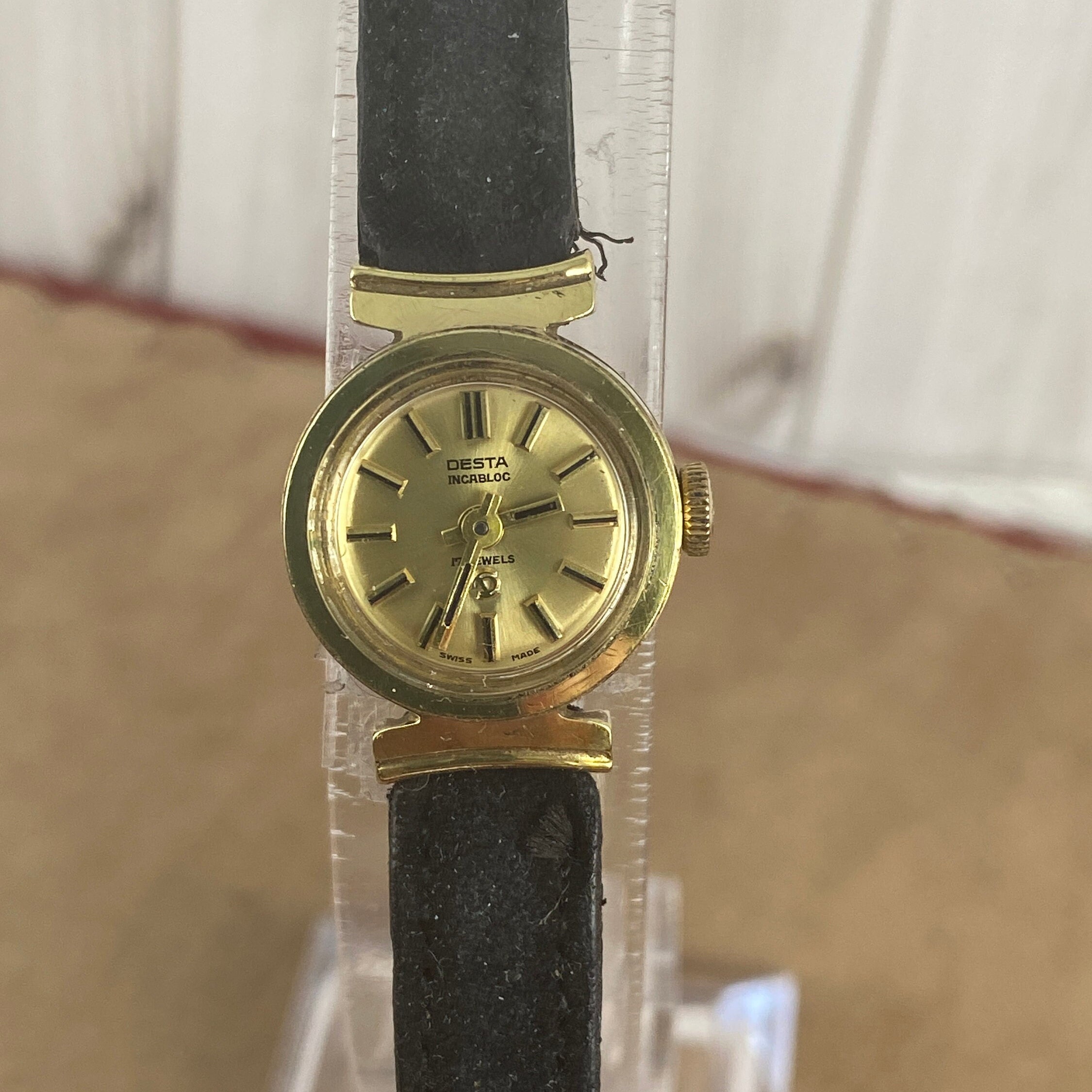DESTA デスタ 腕時計 手巻き式 アナログ ヴィンテージ Desta Vintage Watch: 14K Gold Plated, Hand Wind, Suede Band - Etsy
