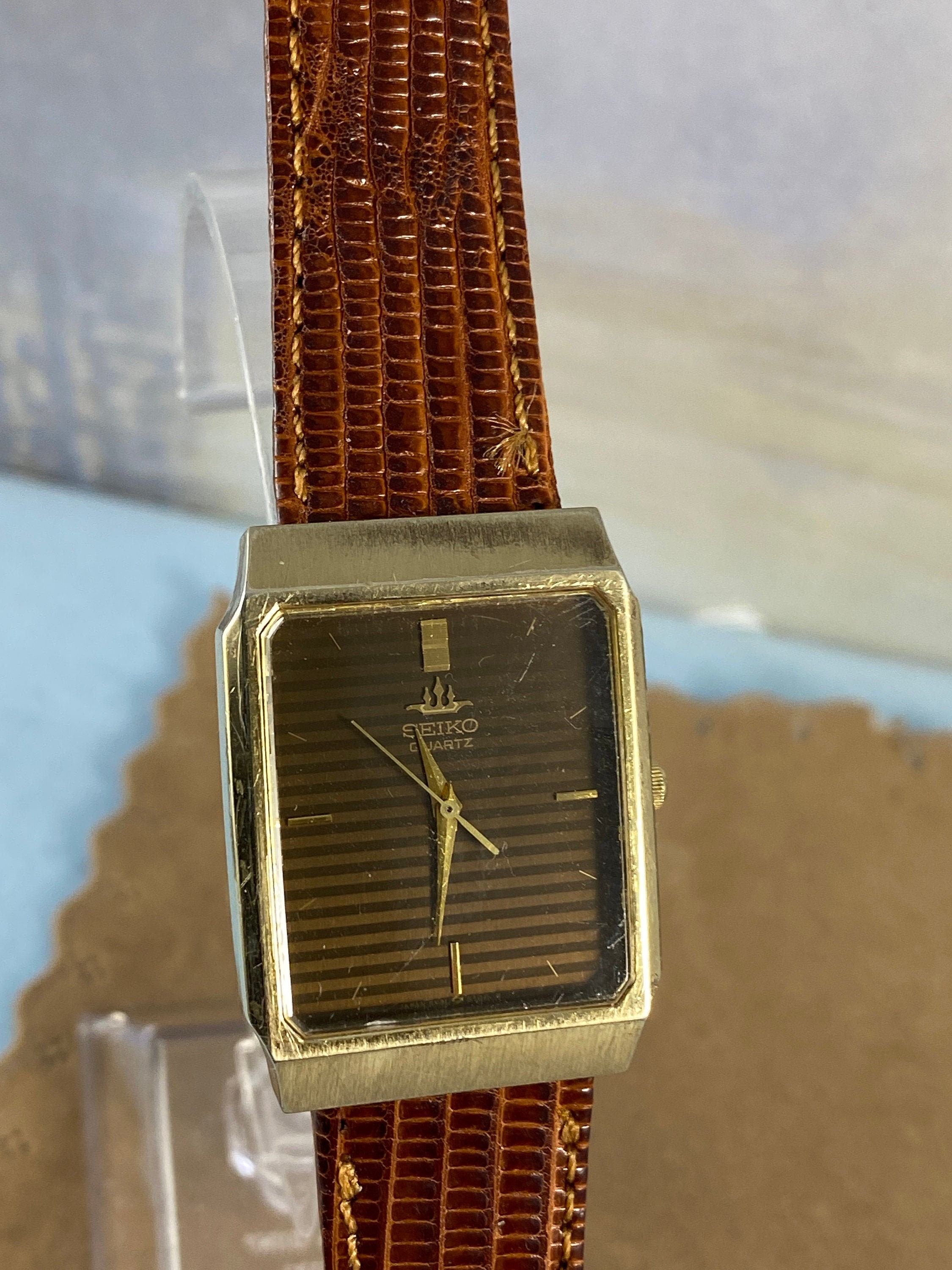 Vintage Seiko Quartz Japan Movement Gold and Brown Face Gold - Etsy  Singapore