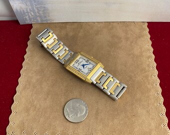 Daniel Steiger Art Deco Diamond Watch: 18K Gold Plated Tank  display picture 1