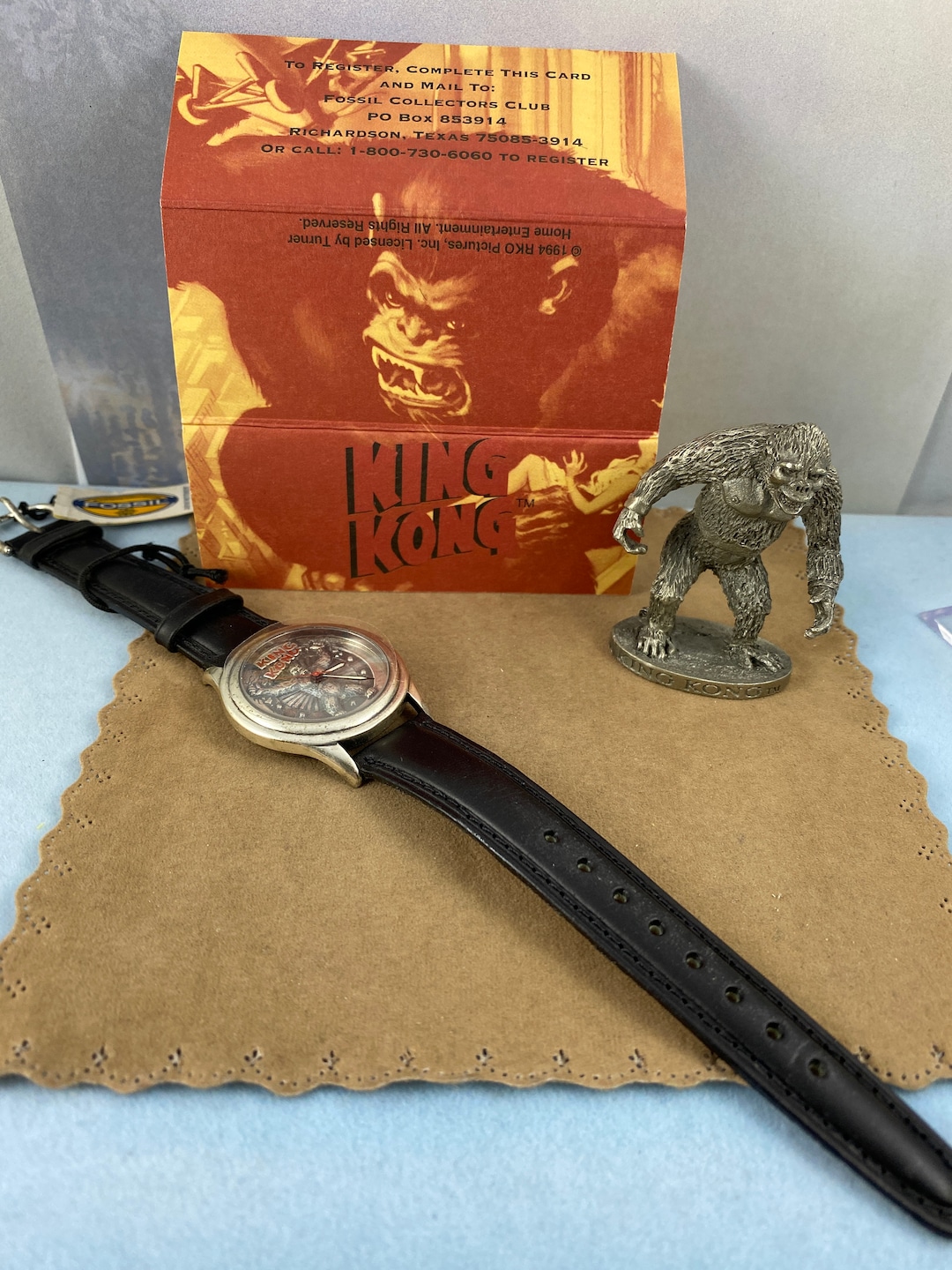 Vintage Fossil Collector King Kong Watch Limited Edition Set Vintage Fossil Collector King Kong Watch Limited Edition Set