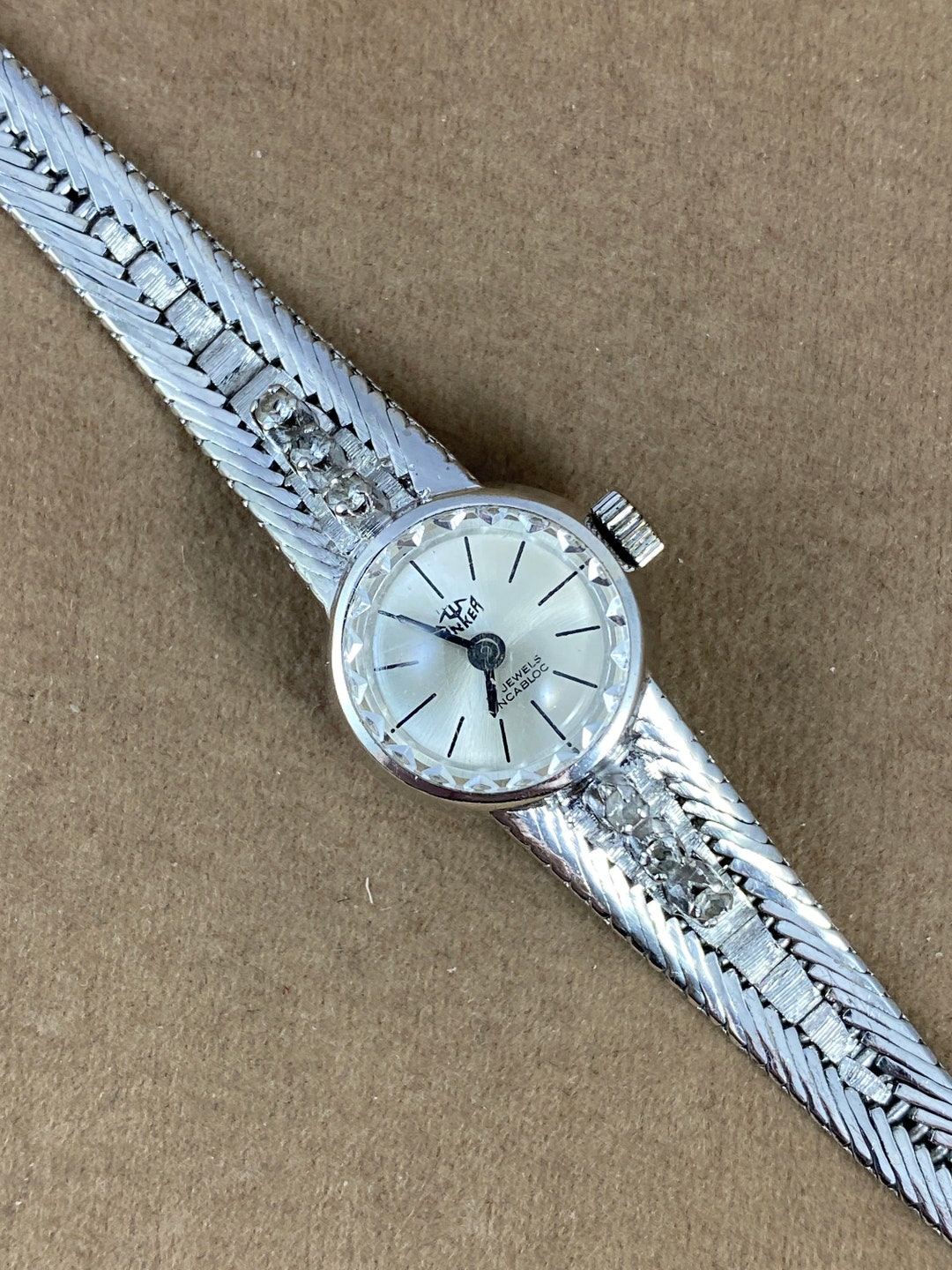 Anker 17 Rubis Damenuhr Sold At Auction: DAMENARMBANDUHR Roxy