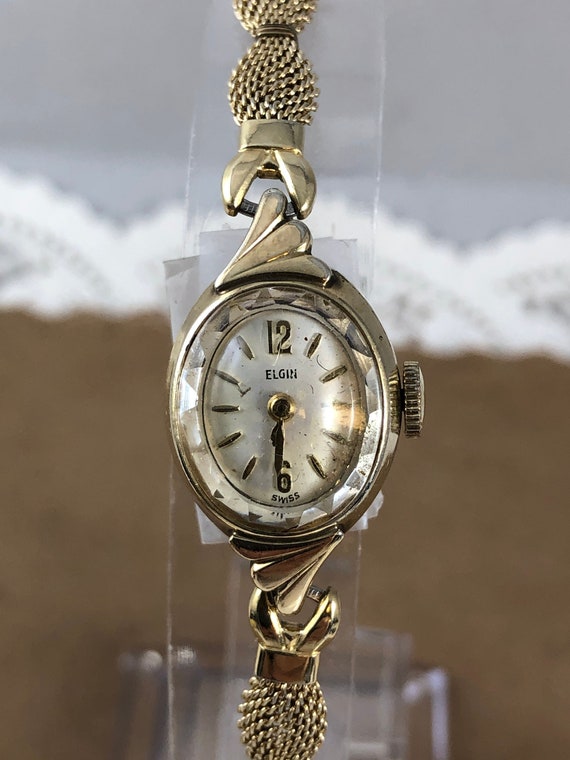 10 Karat Yellow Gold Filled Elgin 17 Jewels Swiss Made Watch