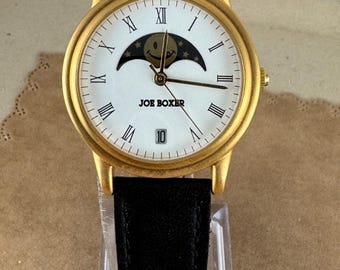 Vintage and rare, the 1995 Smiling Joe Boxer Moon phase watch Vintage Rare 1995 Smiling Joe Boxer Moon Phase Gold Tone  main image 4