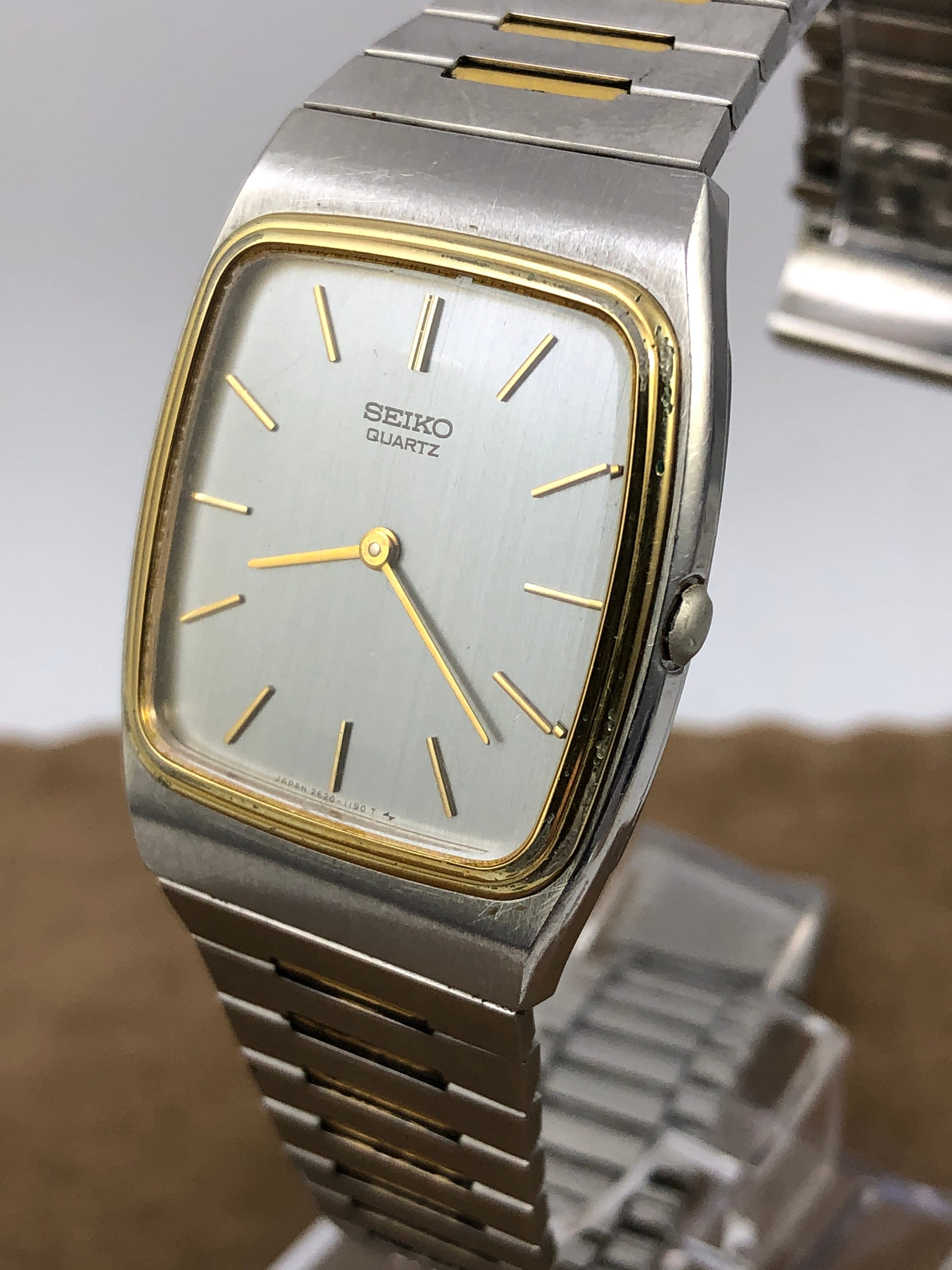 Vintage SEIKO Quartz Japan Movement 2 Tone Gold and Silver - Etsy