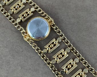 Vintage Visage Crystal Accent Watch: Gold Tone Chain  display picture 3