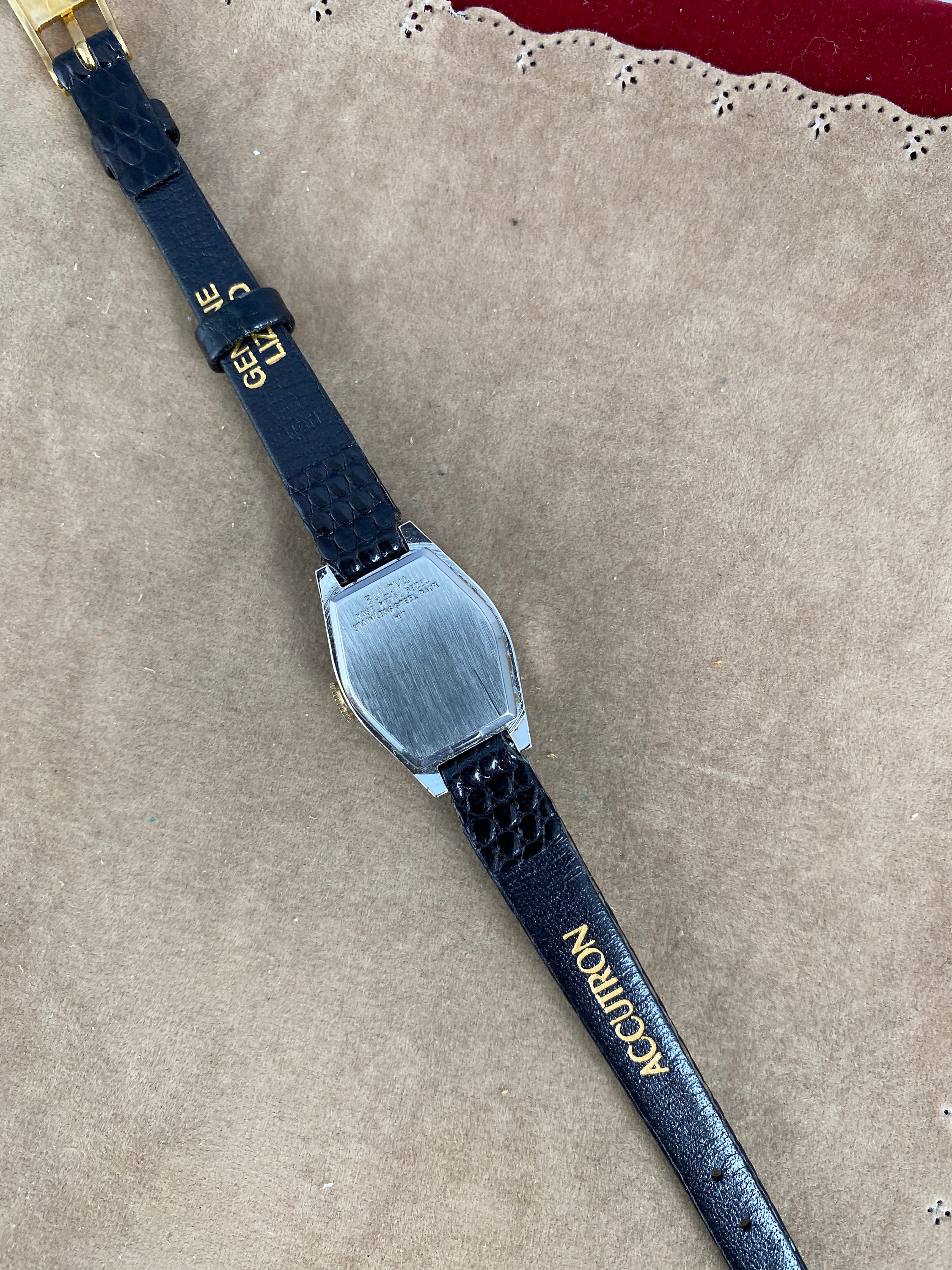 Vintage Bulova Accutron Watch N7: Champagne Dial, Black  display picture 1