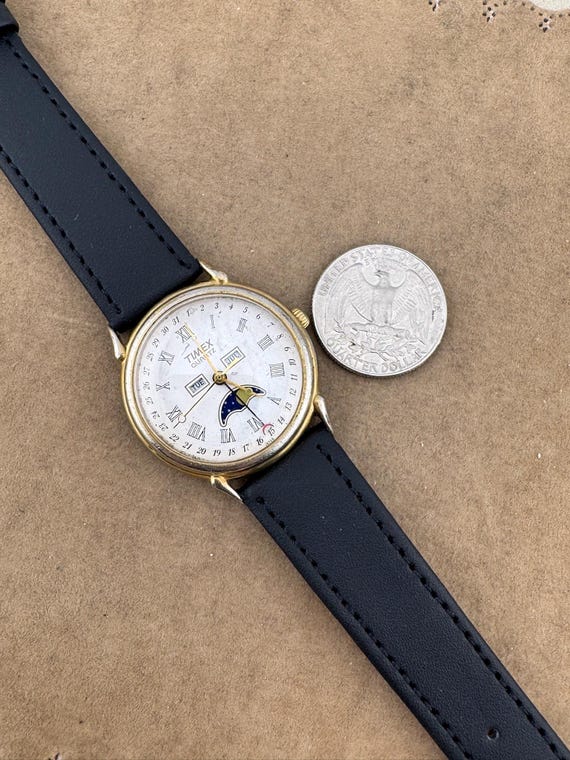 Vintage Timex Moon Phase Watch: Triple Date Calendar, Black  display picture 1