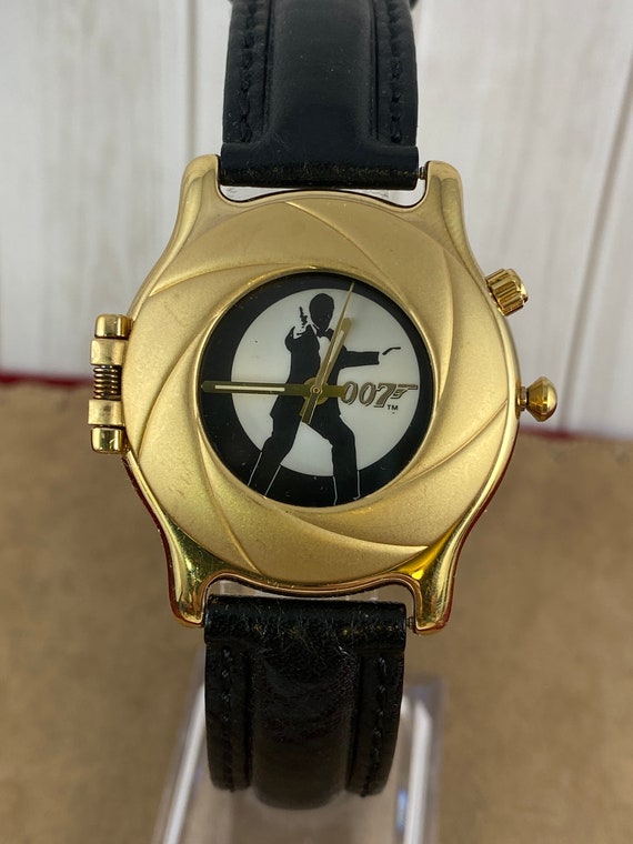 【限定品】FOSSIL 007腕時計