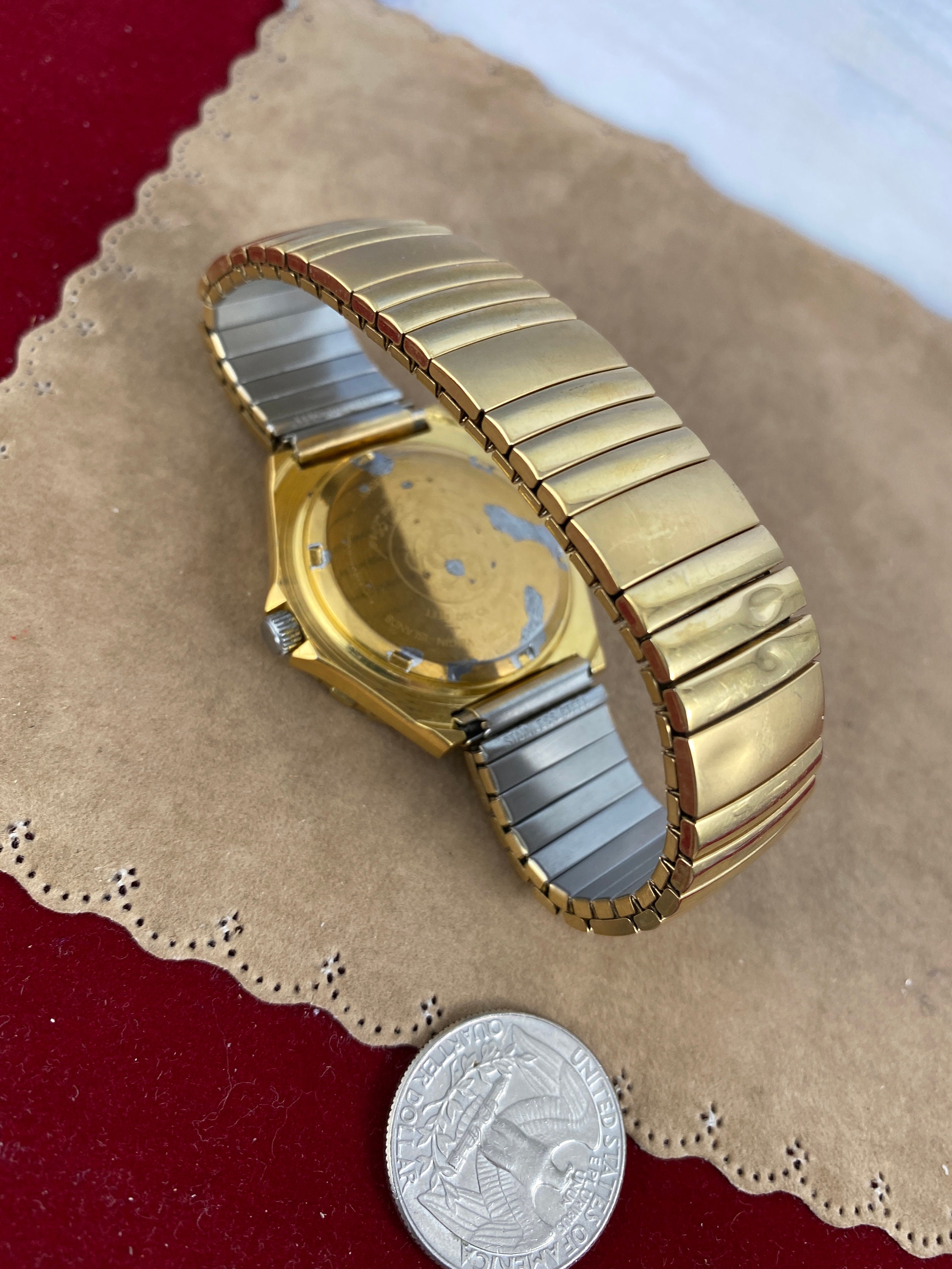 Orologio con store bandiere nautiche