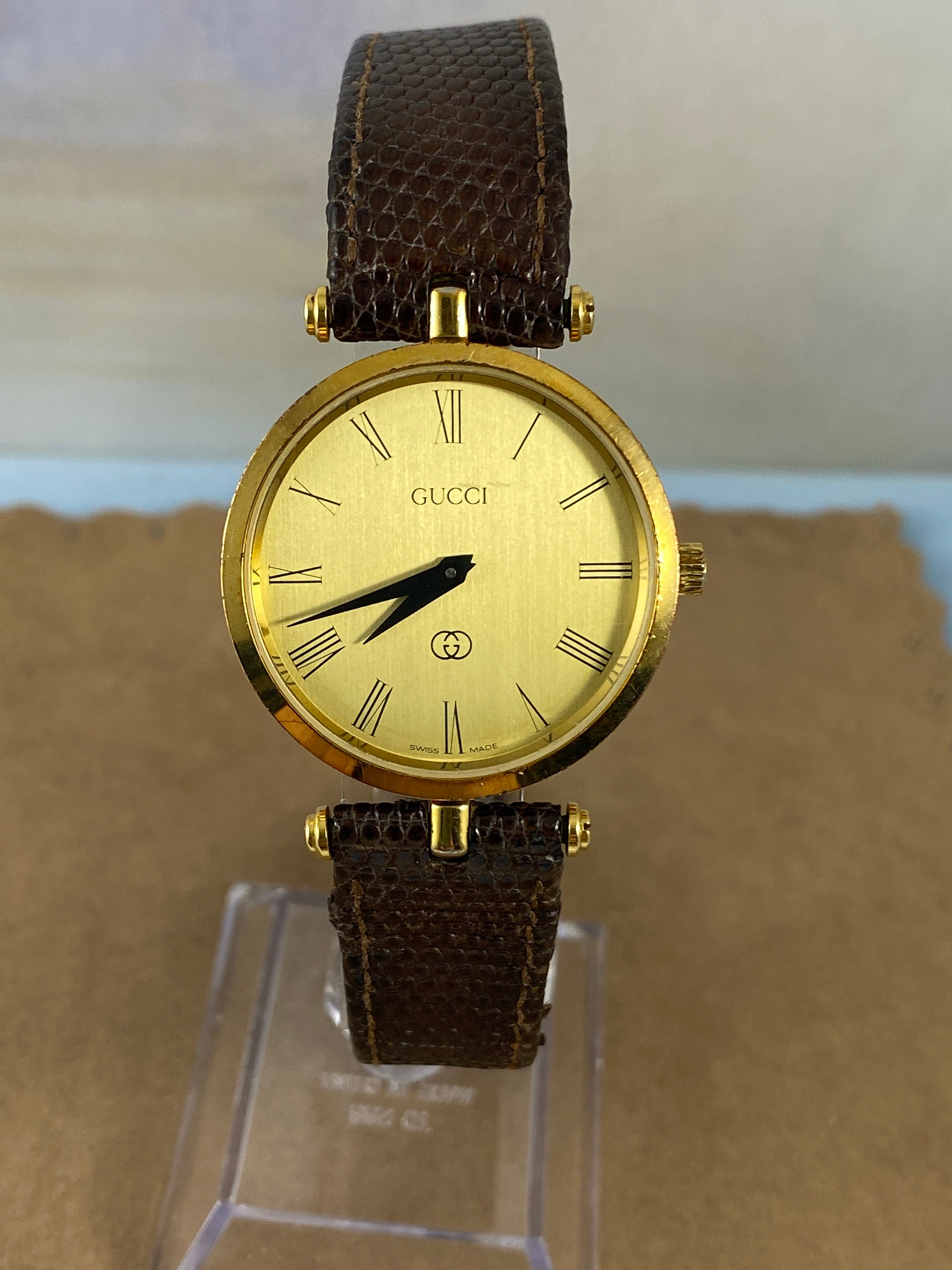 Vintage Dames GUCCI Horloge Voor Onderdelen Of Reparatie ...