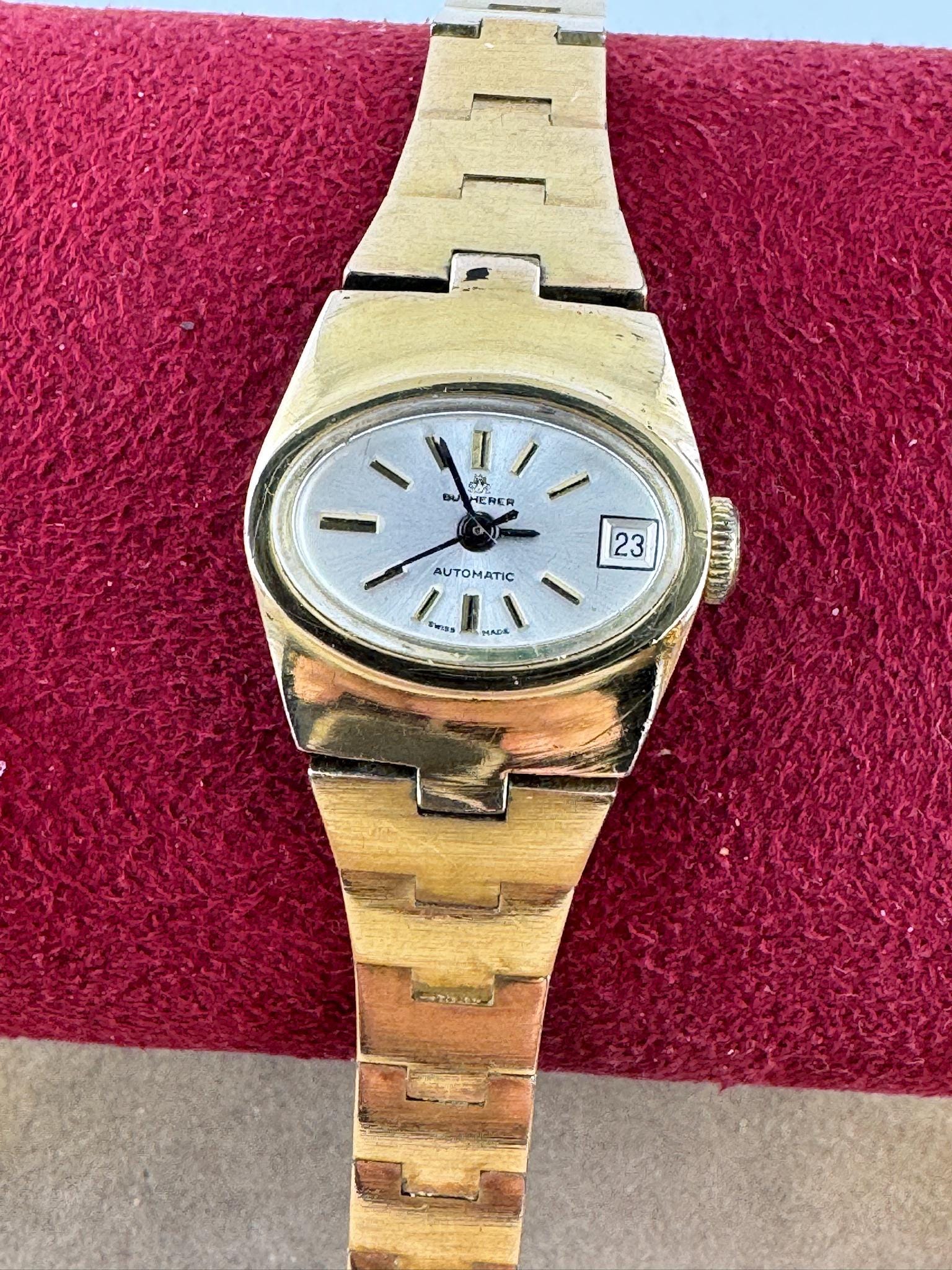 Montre De Femme Fantaisie à Lanières - Occasion, Neuve Ou Quasi Neuve - Parfaite Pour Un Accessoire Quotidien Ou Soirée