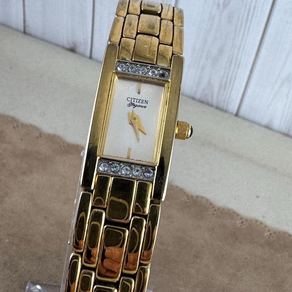 Vintage Citizen Elegance Quartz Watch: Gold Plated, Diamond Accent