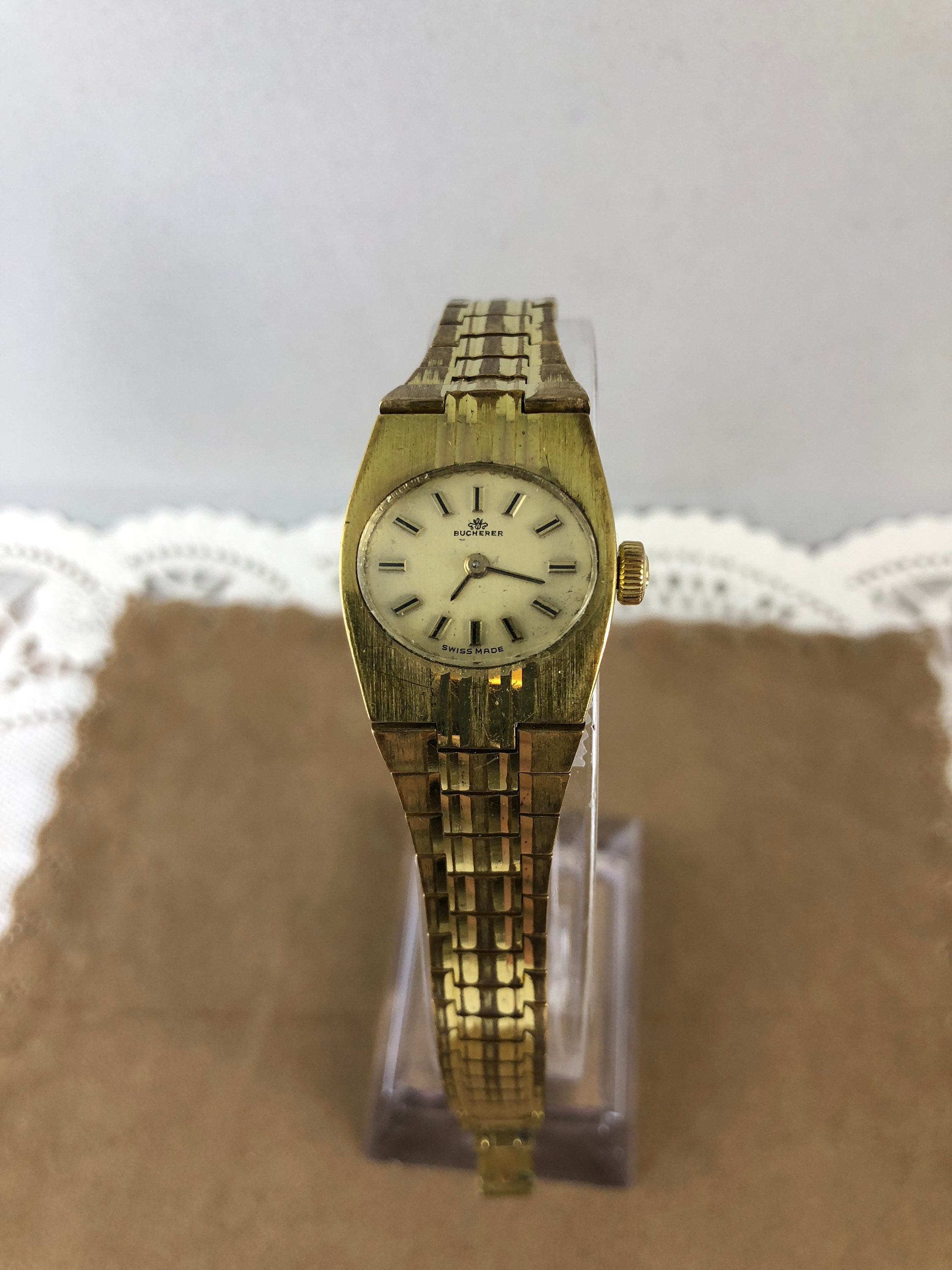 Vintage 1950's Bucherer 17 Jewels Ladies Wrist Watch Gold