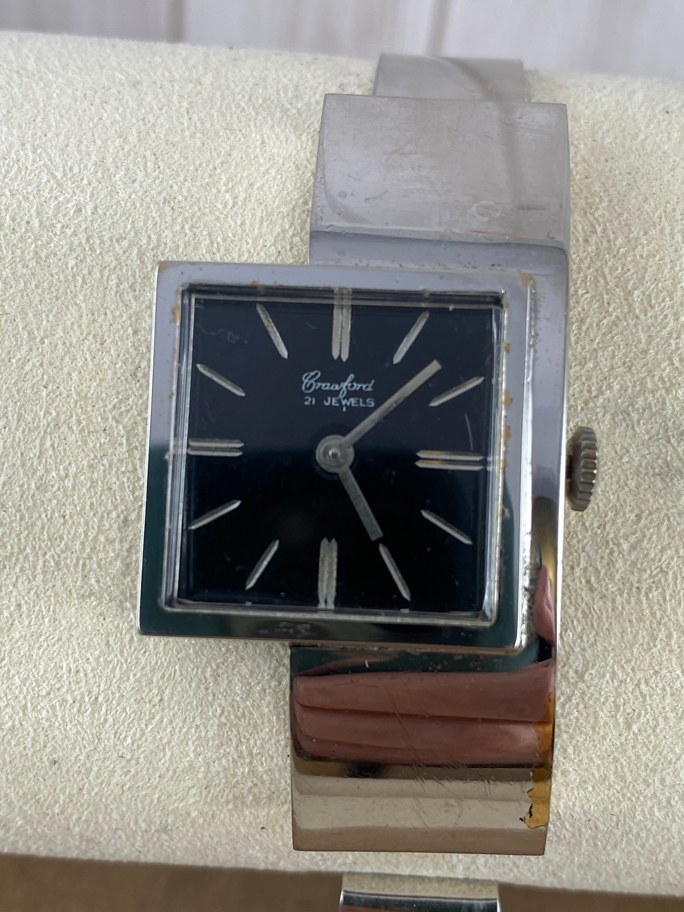 Vintage Crawford 21 Jewels Ladies Watch Works 30MM 7.25\