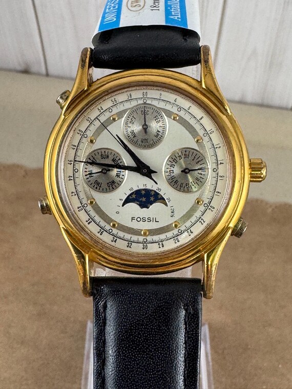Vintage Fossil Quartz Moon Phase Triple Date Chronograph  display picture 2