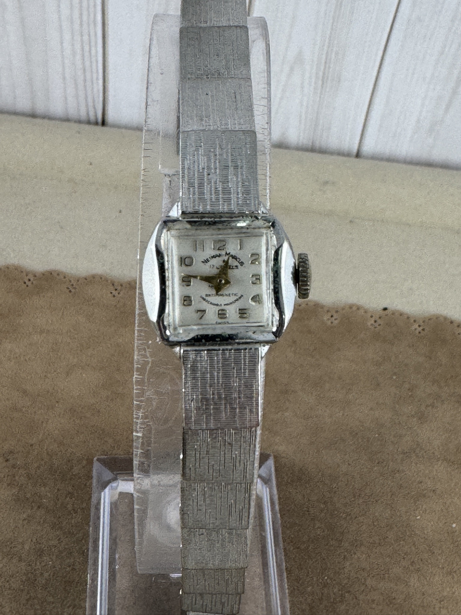 Rare Neiman Marcus Mechanical 17 Jewel Swiss Watch - Etsy display picture 2