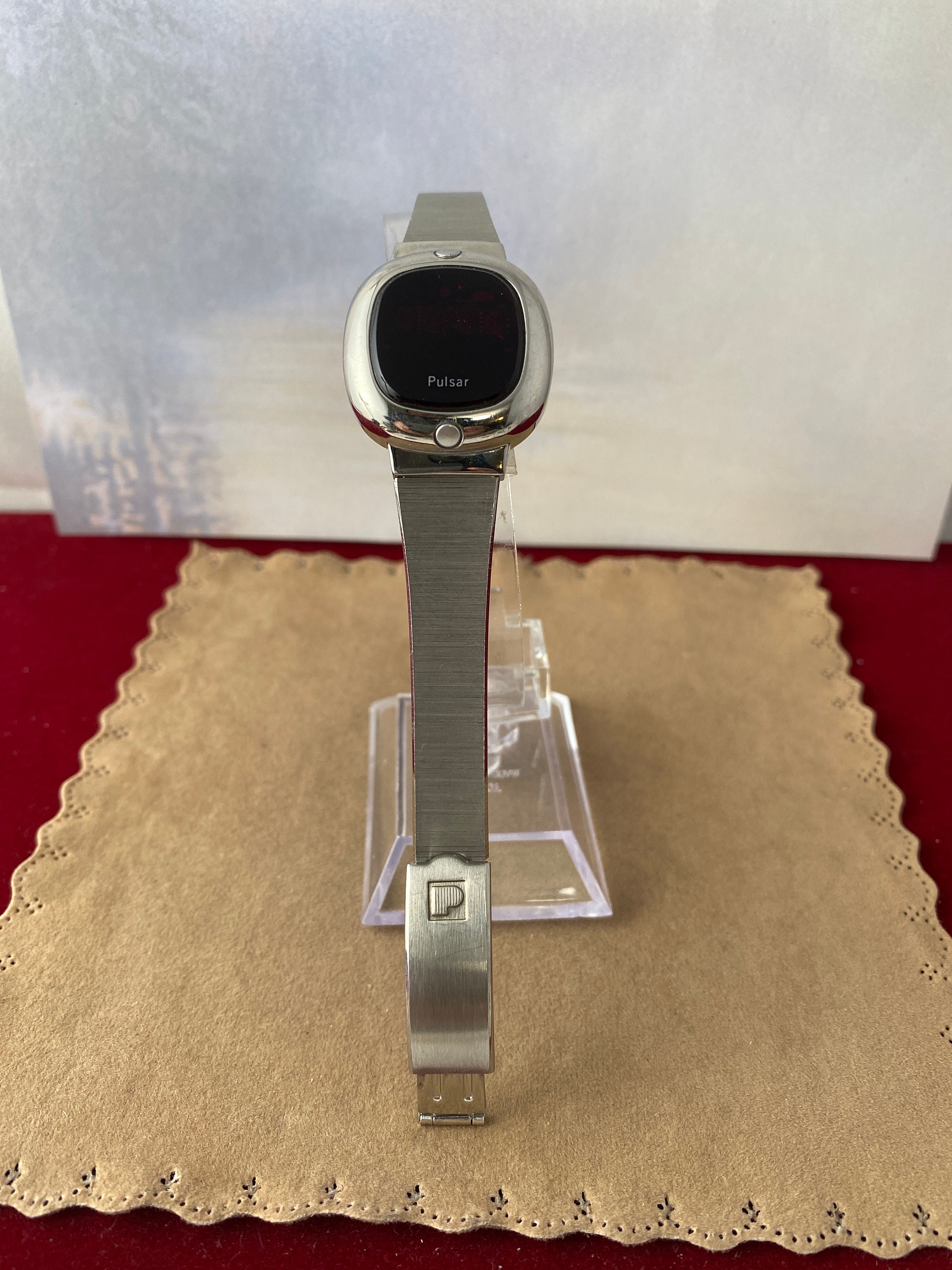 Vintage Pulsar Time Computer Watch: Stainless Steel, Red  display picture 1