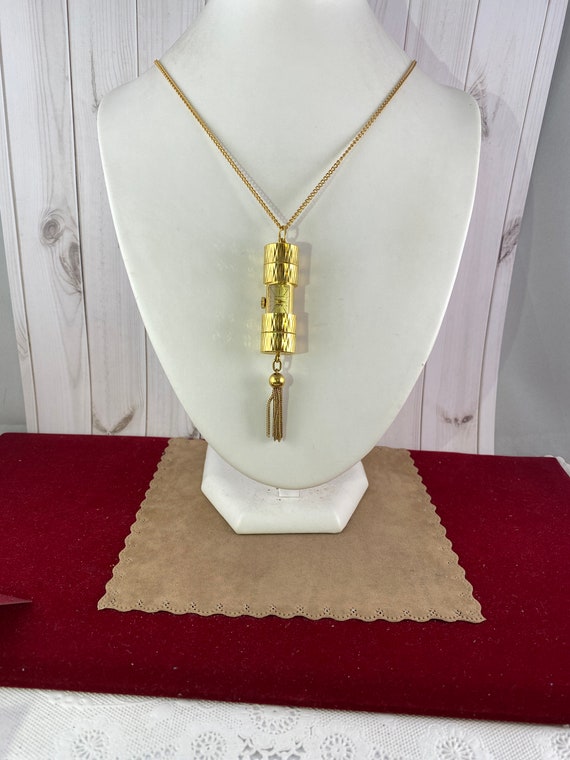 Vintage Kelbert Swiss Pendant Watch Necklace: Brocaded Peek  display picture 3
