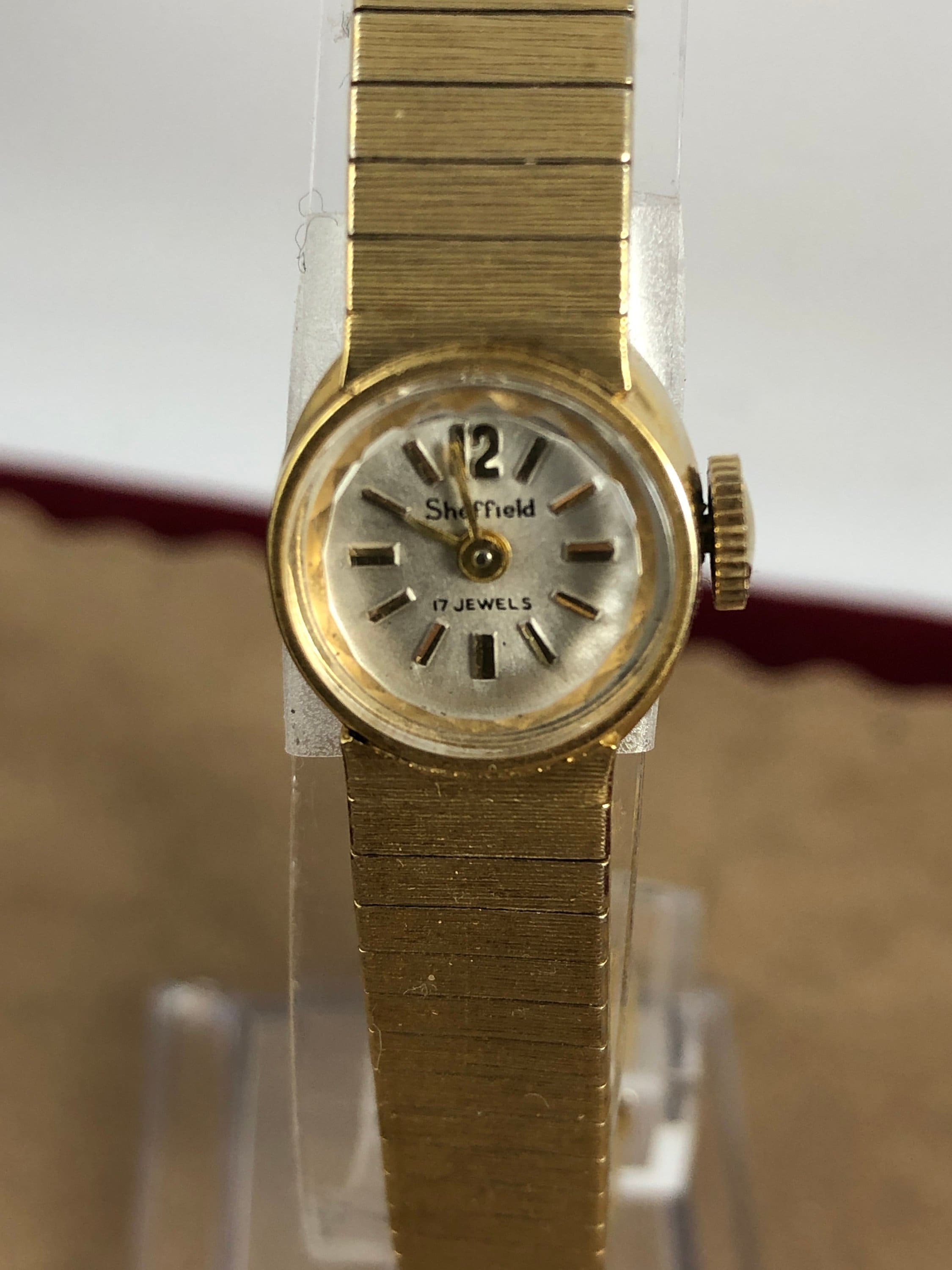 早い者勝ち！K18 750 18金　時計　sheffield 17jewels Vintage Sheffield Ladies Wrist Watch: Swiss Made 17 Jewel 10K Gold