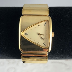 Vintage and Very Unusual Seiko Triangle Shaped Face Gold Tone - Etsy