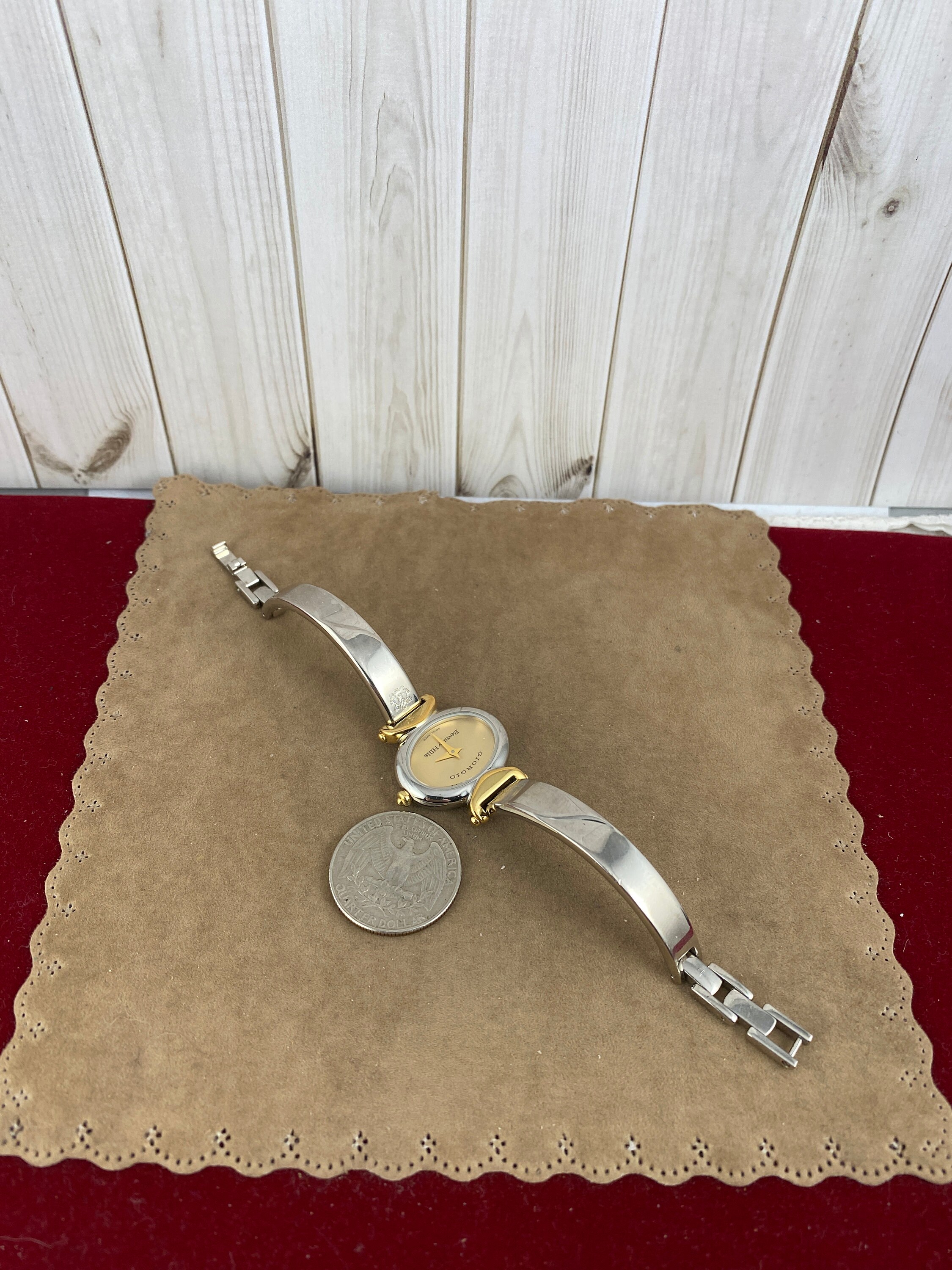 Vintage Giorgio Beverly Hills Swiss Watch: Two-tone Gold  display picture 3