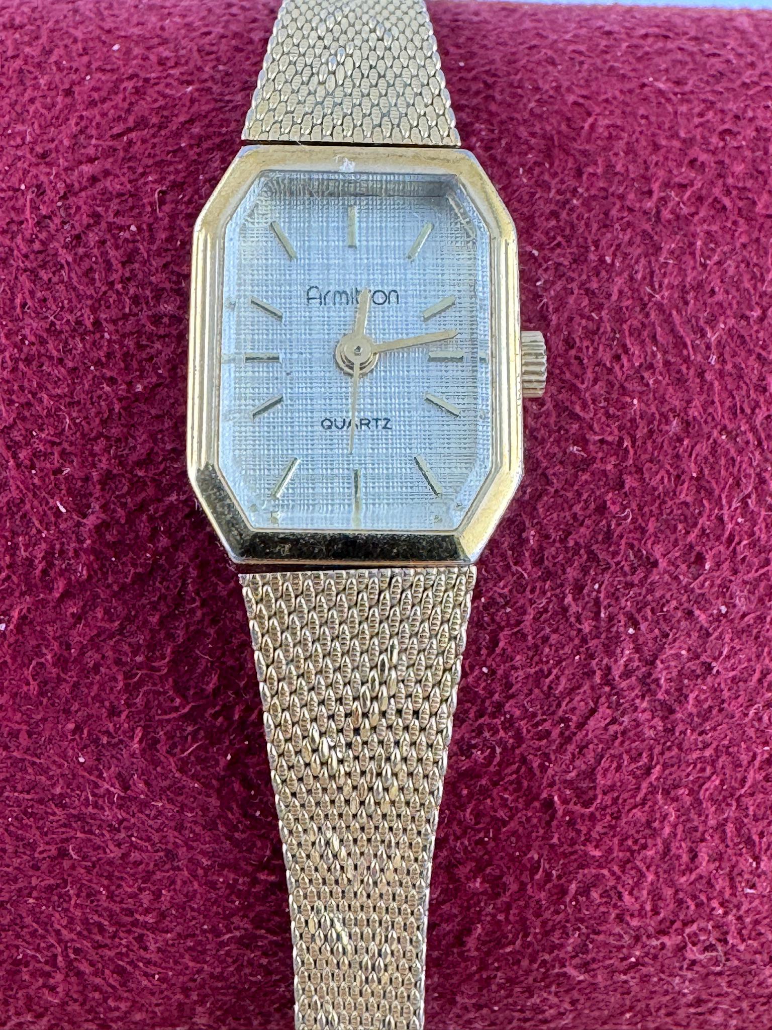 Clerc  C-One Swiss Geneve Octagon Pink Mother of Pearl Case Steel Wristwatch Geneve Wristwatch - Etsy main image 4