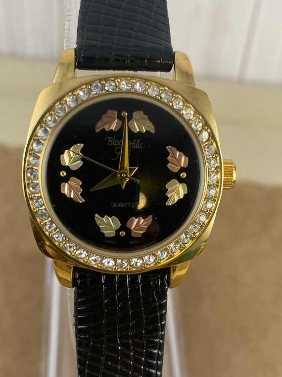 Vintage Black Hills Gold Black Dial 1.125 Inch in Diameter. Fabulous Ladies  Bracelet Dress Watch - Etsy