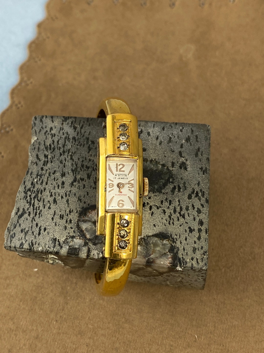 Vintage Estate Elegant Gold and Multicolor Crystal Cuff Watch 14K Yellow Gold Estate Geneva Diamond, Amethyst, and Topaz Q  main image 2