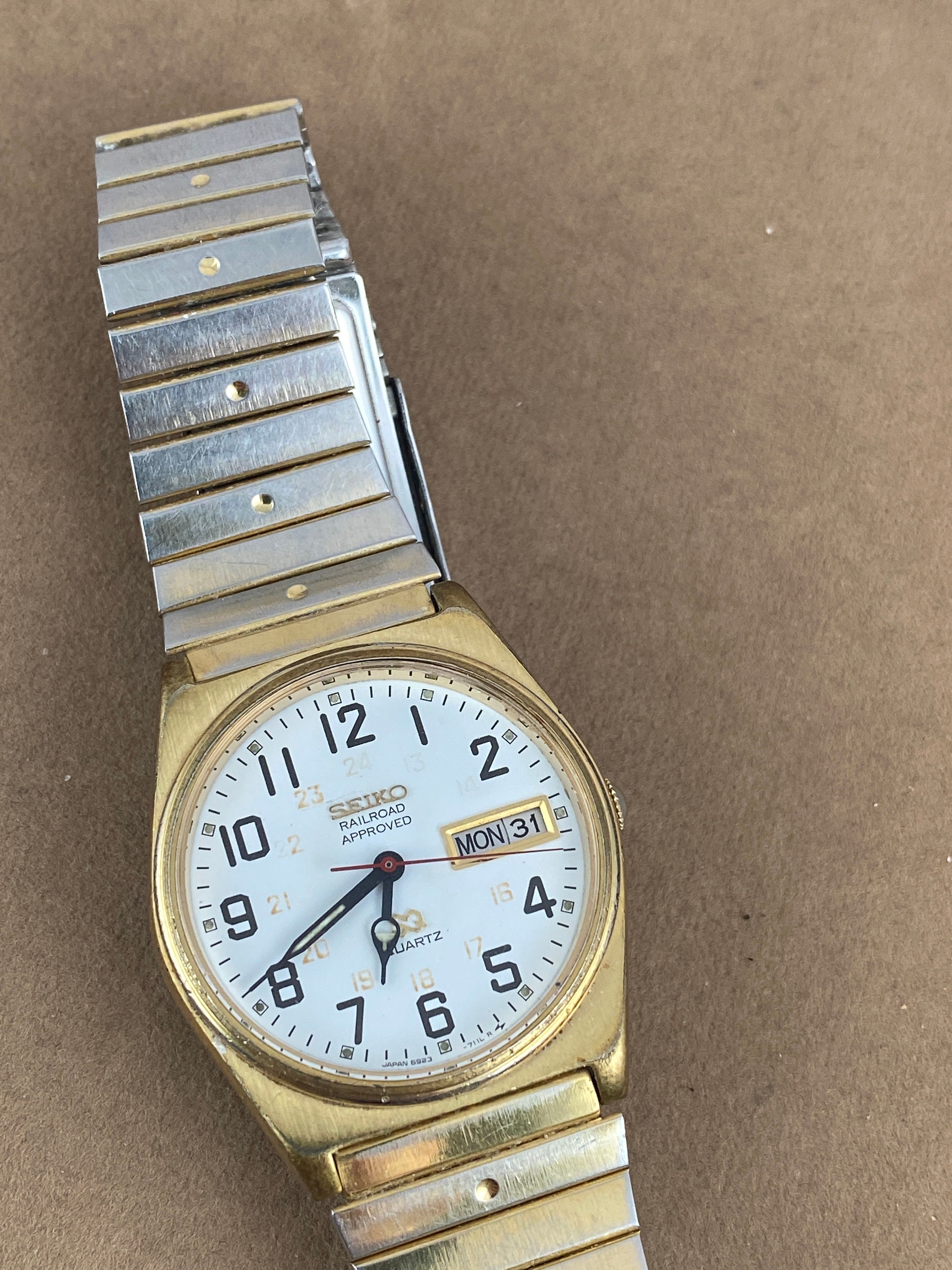 Vintage Seiko Railroad Approved Quartz Watch in Working and in - Etsy