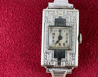 Vintage Lady Elgin Diamond Cocktail Watch: 10K Gold Filled  display picture 2