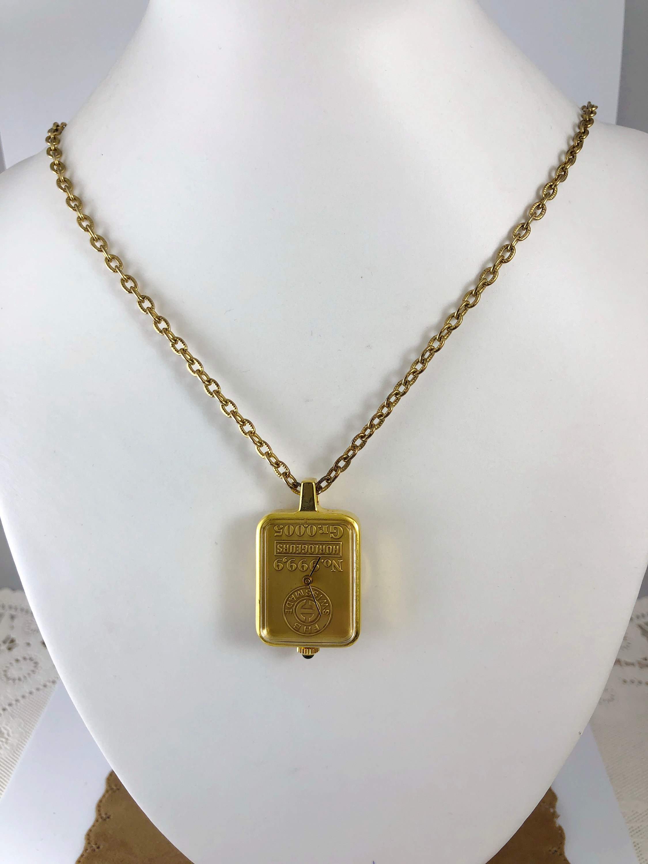 Vintage Gold-tone Metal Horlogeurs Pendant Watch With 24