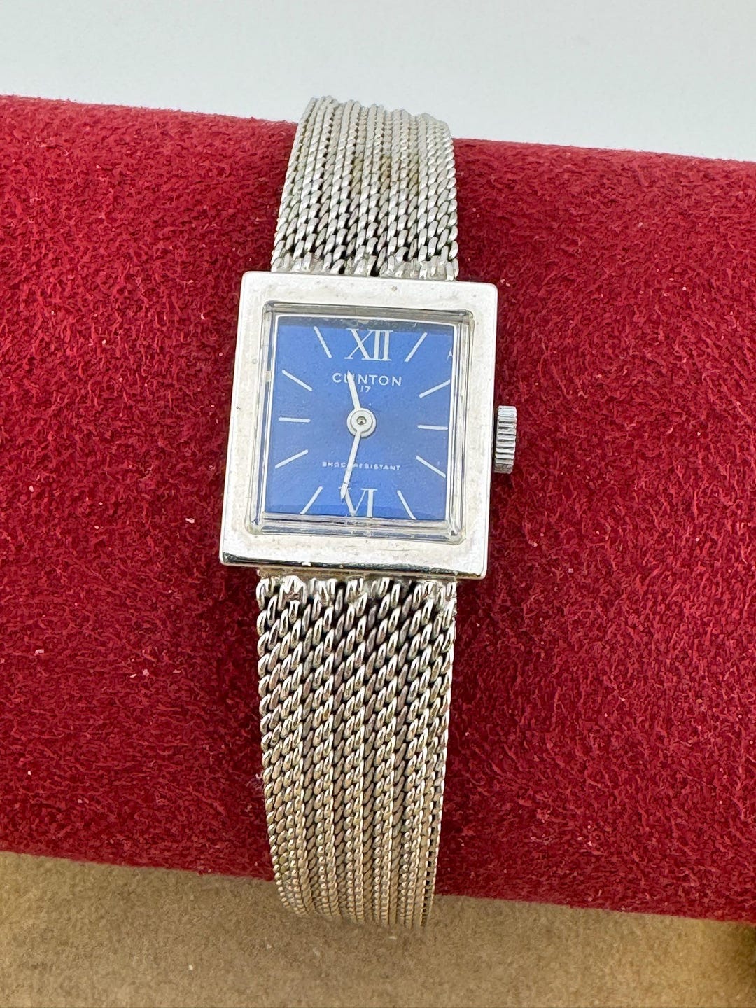 Vintage Clinton 17 Jewels Hand Winding Mechanical Ladies  display picture 3