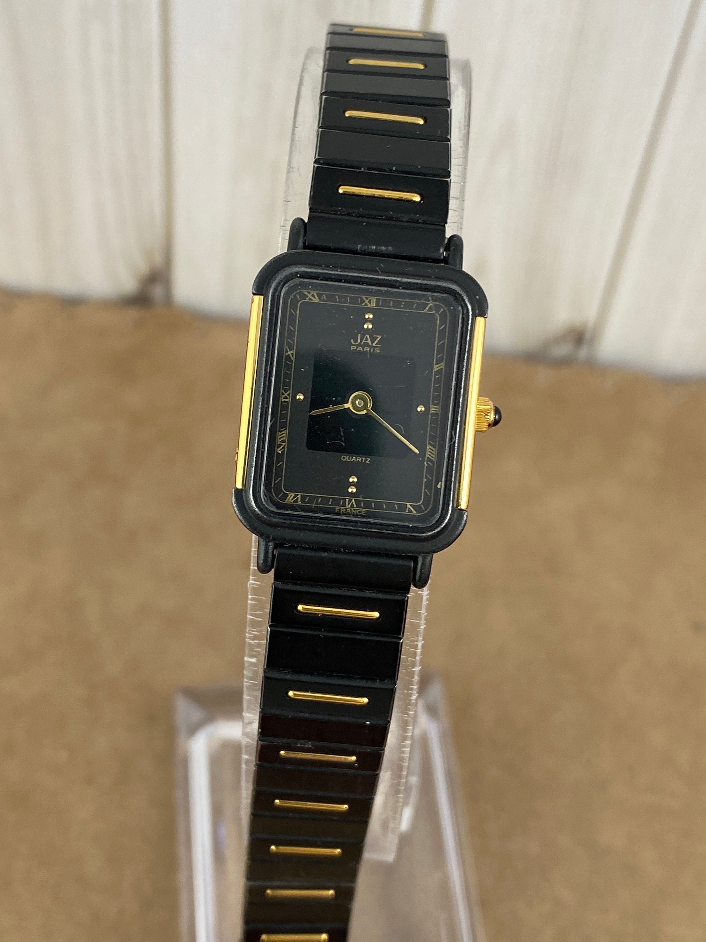 パリのデザイナーズブランドレディース皮革ウォッチ パリのデザイナーズブランドレディース皮革ウォッチ