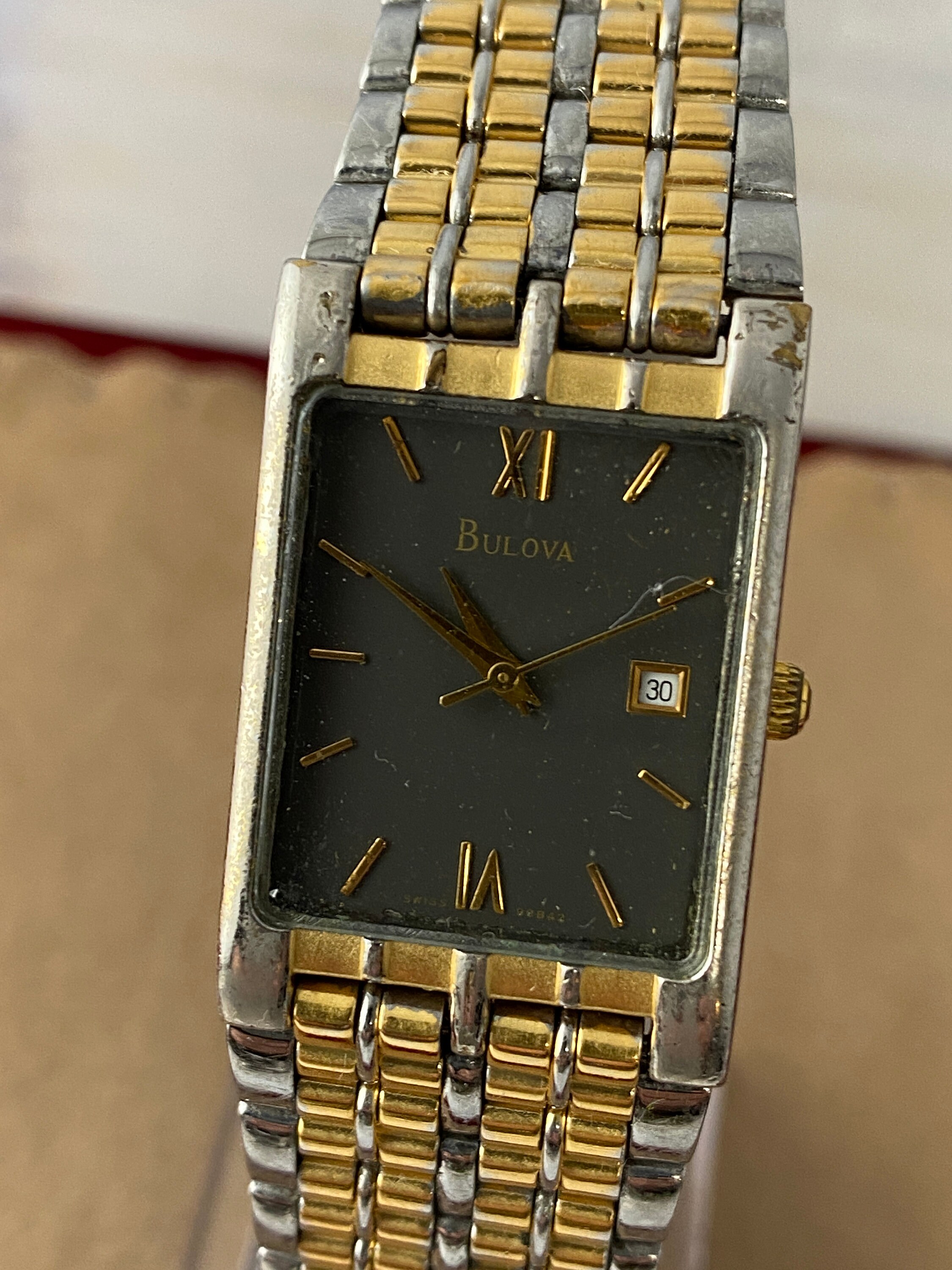 Vintage Bulova T4 Expensive 7 Jewel Movement 2 Tone Gold