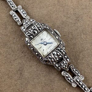 アンティーク 手巻き式女性用腕時計 スターリングシルバー マーカサイト