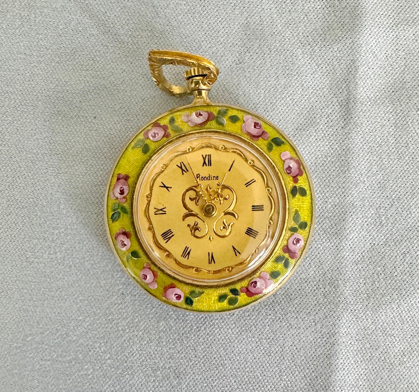 スイス製RILCONA WATCH社製 K18製