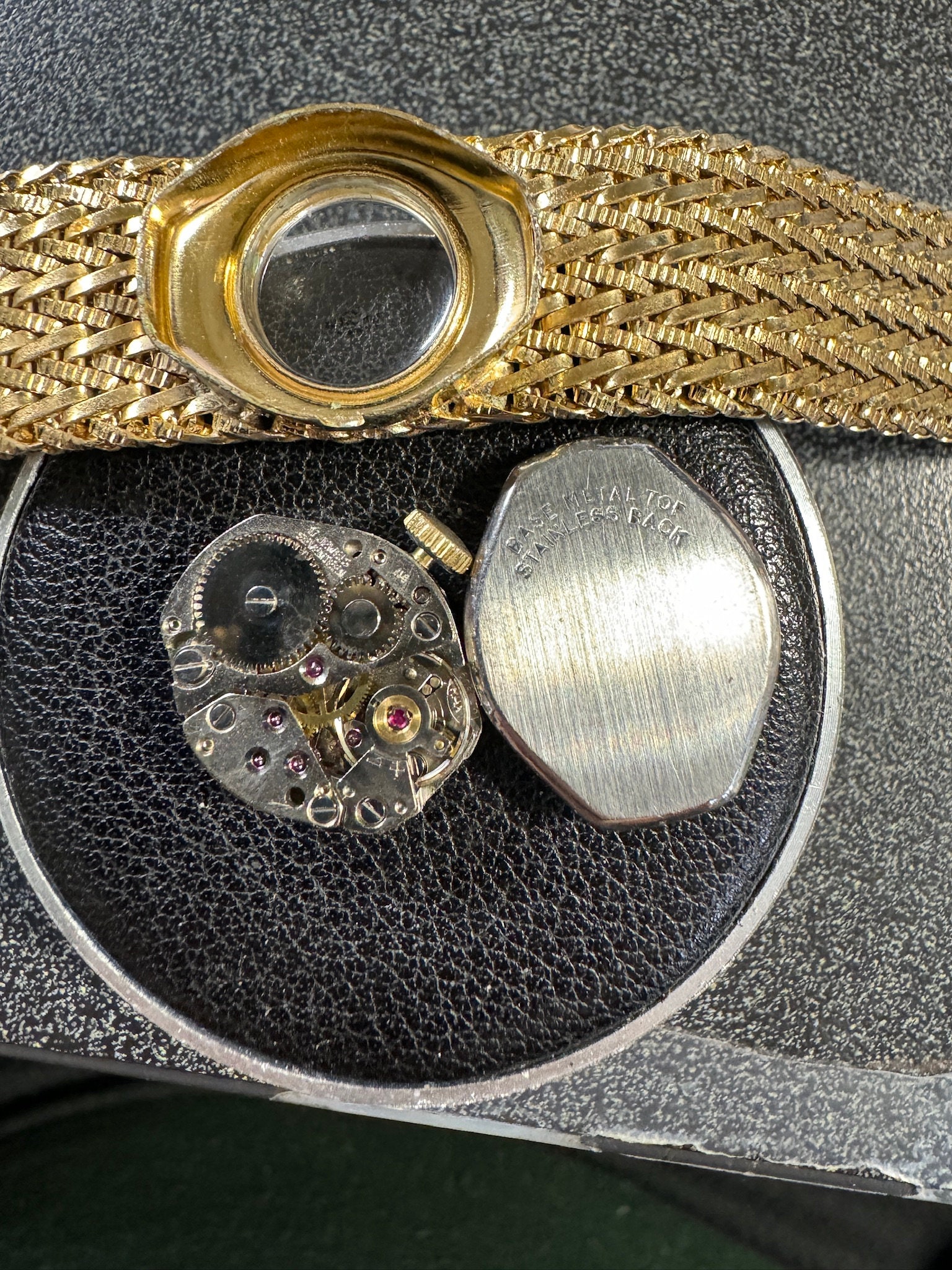 Lot 5 authentic vintage wristwatches Geneva Clinton Sharp 