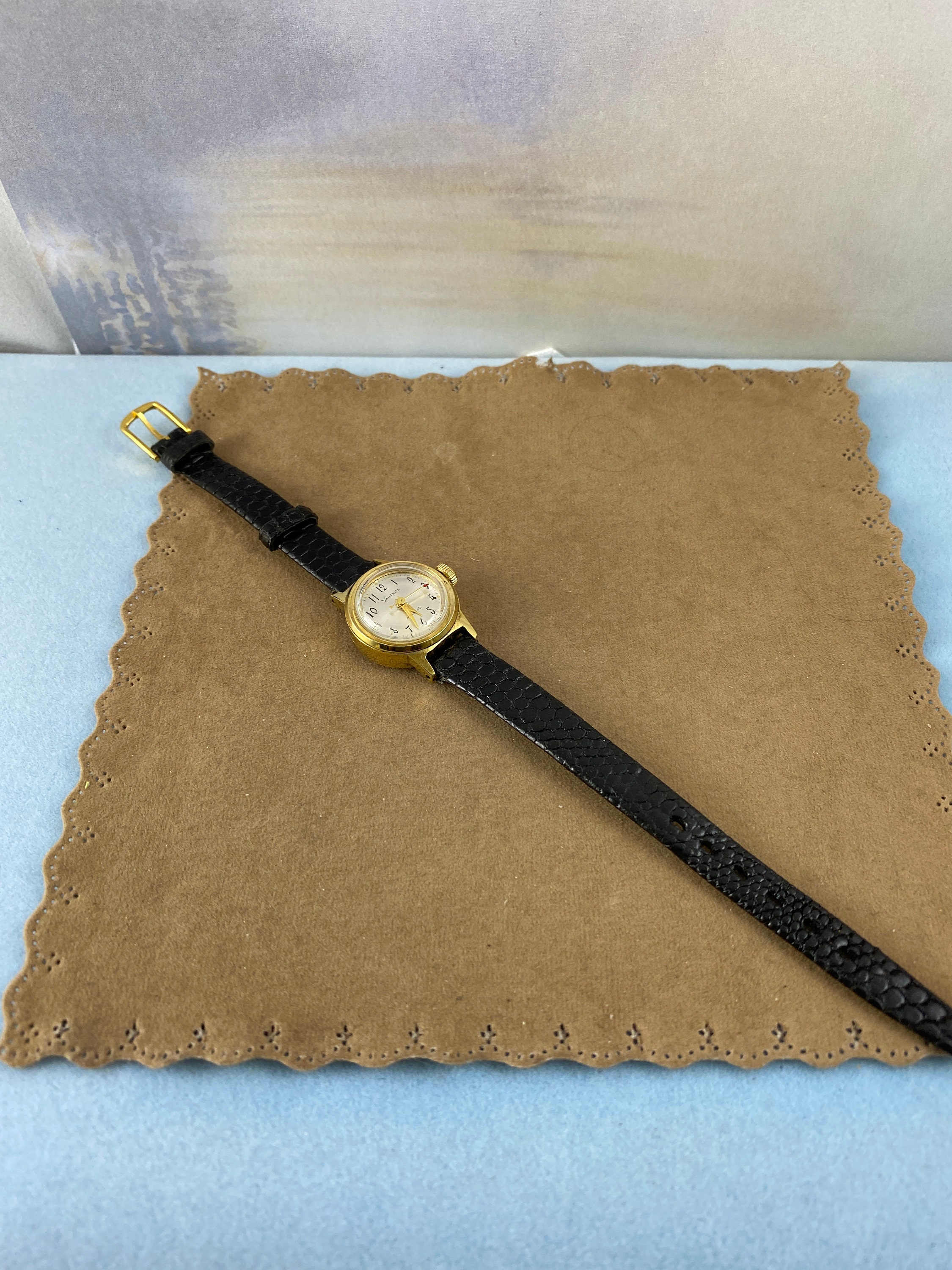 Vintage Swiss Made m M With Date Watch High End 7 Jewels Swiss V8 Movement 19051 Case ID Etsy Canada