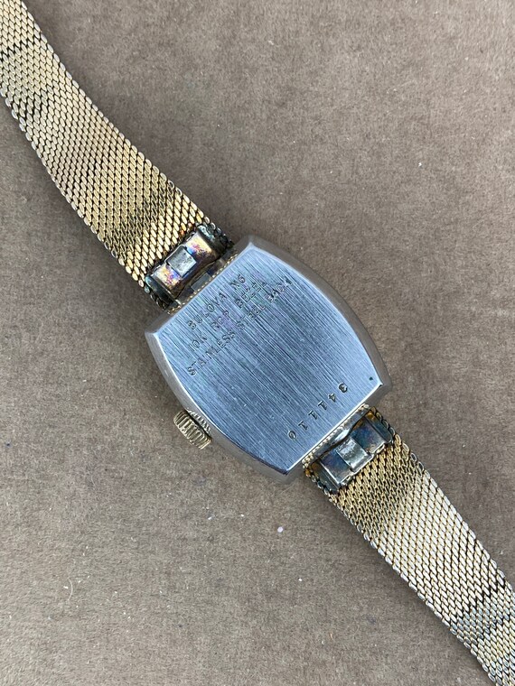 Bulova Accutron シルバー メッシュバンド 【公式通販】