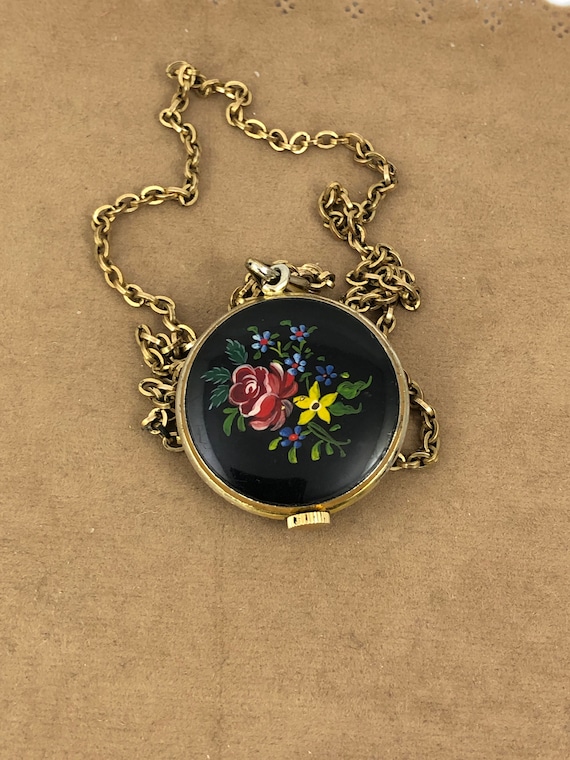 Vintage Bucherer Enamel Pendant Watch: Swiss Floral Design  display picture 1