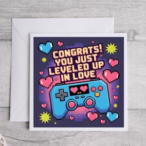 Congratulazioni! Biglietto d'auguri "Hai appena raggiunto un livello superiore in amore", biglietto d'auguri in pixel art per romanticismo da gamer, biglietto d'auguri per anniversario e matrimonio "Livellato"