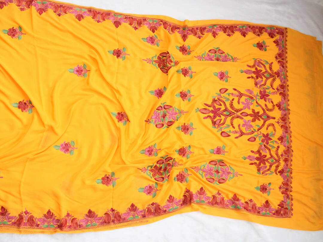 Women's Sarees with Kashmiri Aari Embroidery | Crepe Saree with Unstitched Blouse Pieces. - Black main image 0