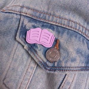 Open book polymer clay pin badge - book lover gift