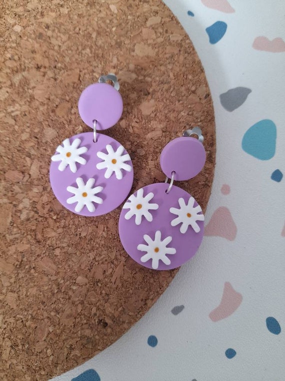 Polymer clay lilac daisy clip on earrings