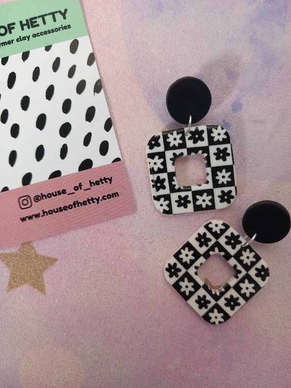 Polymer clay checkered earrings - black and white earrings - retro earrings - floral earrings