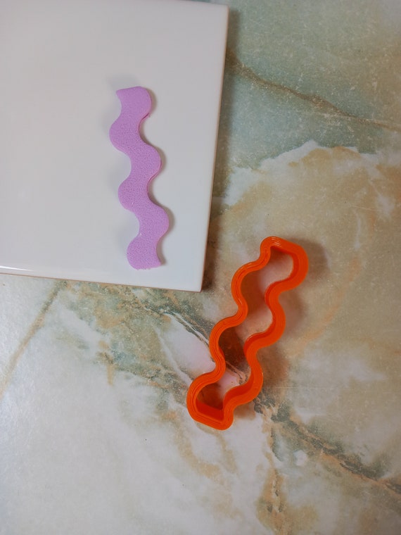 squiggle wave polymer clay cutter